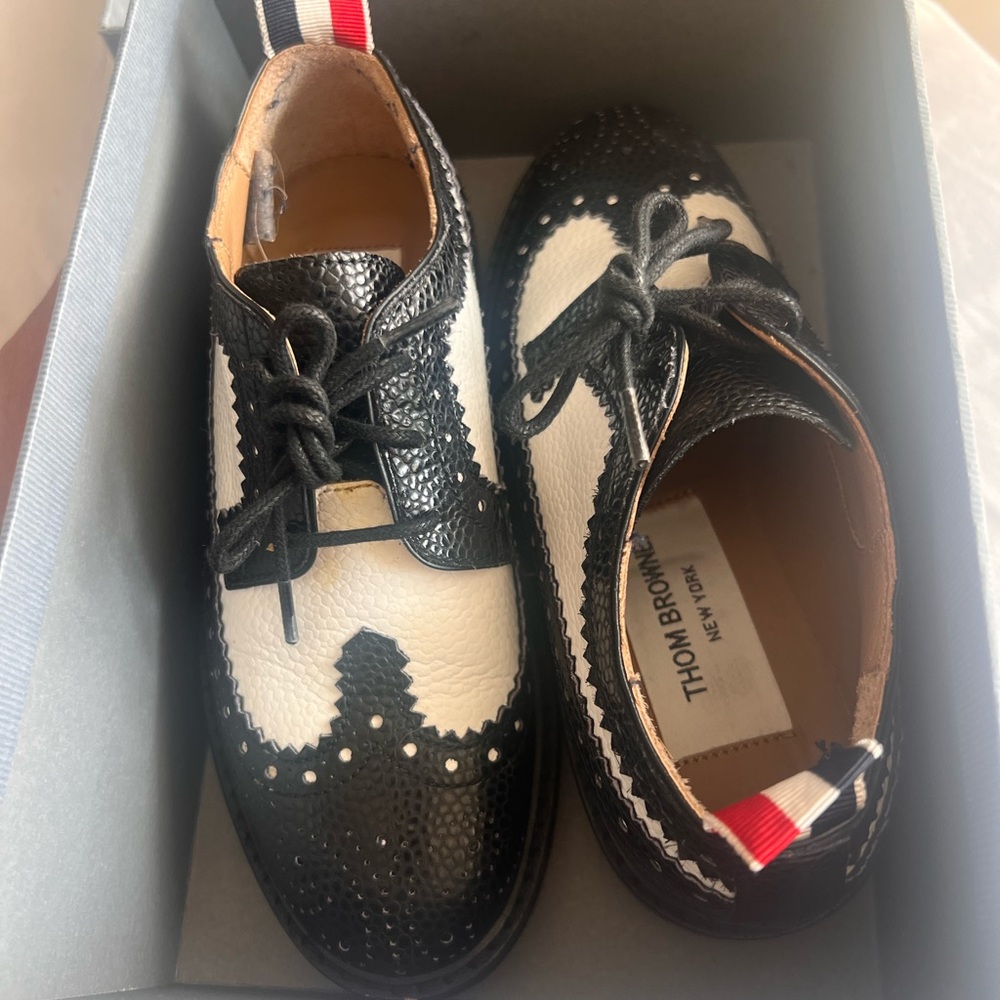 Thom Browne kids shoes size 29
